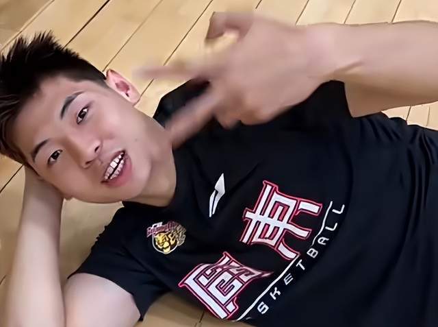 bob官方网站-广东VS深圳凶多吉少！崔永熙上演首秀，杜锋要弃用两名混子球员