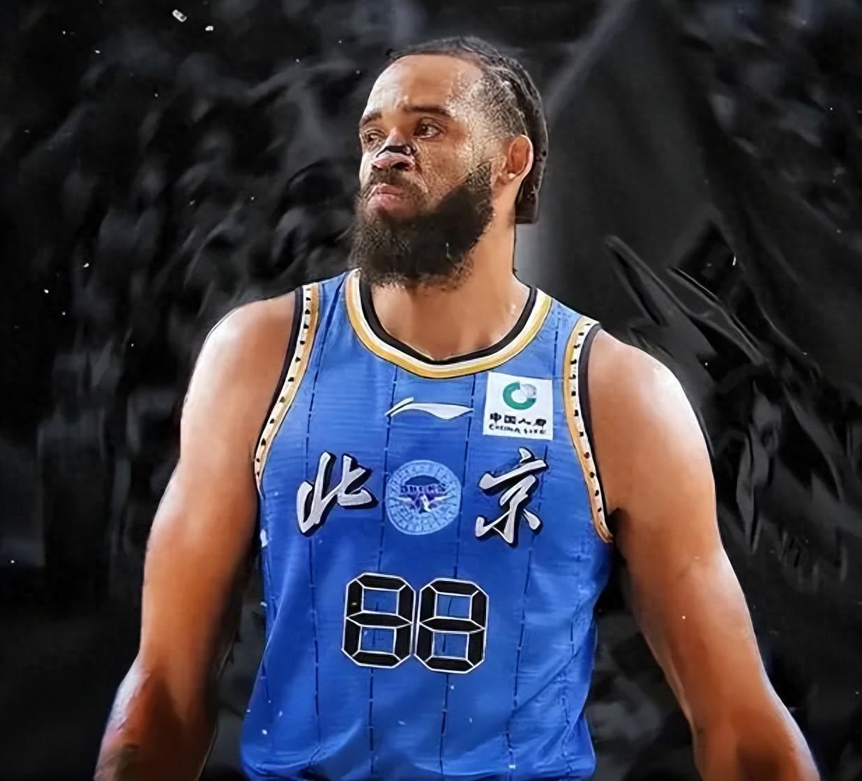 bob平台-4投1中！球队赢33分，顶薪内线正负值为0，球迷：你甚至不配打NBL