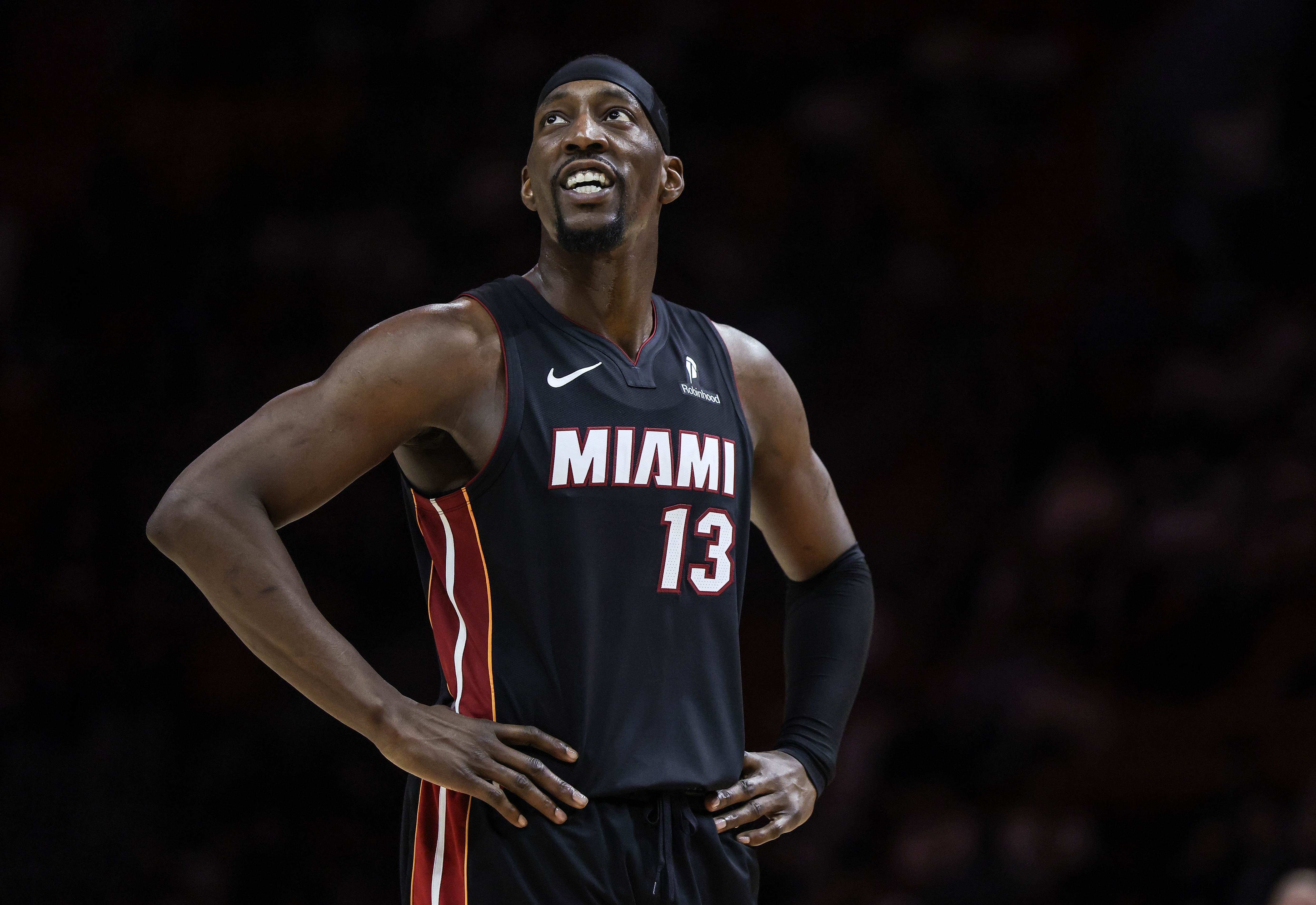 bob平台-追梦谈阿德巴约“刷分”：为什么要为赢球感到抱歉？时间又还没到